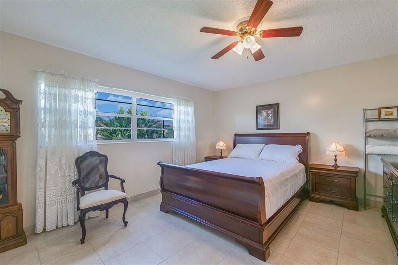 5071 W Oakland Park Boulevard, Unit 204, Lauderdale Lakes, FL 33313 Photo