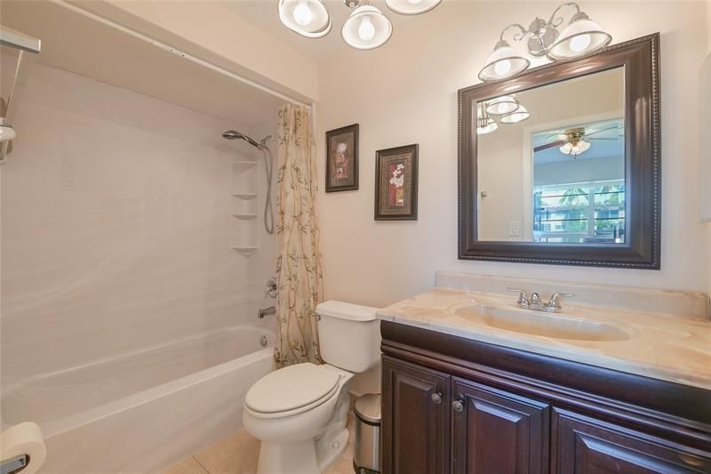 5071 W Oakland Park Boulevard, Unit 204, Lauderdale Lakes, FL 33313 Photo