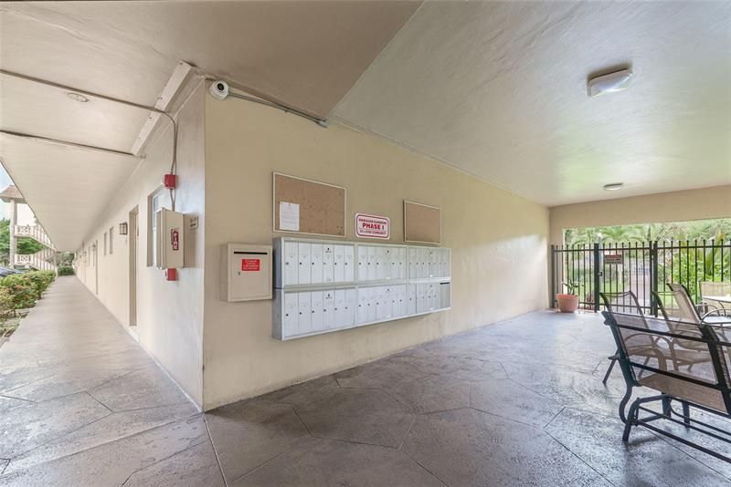 5071 W Oakland Park Boulevard, Unit 204, Lauderdale Lakes, FL 33313 Photo