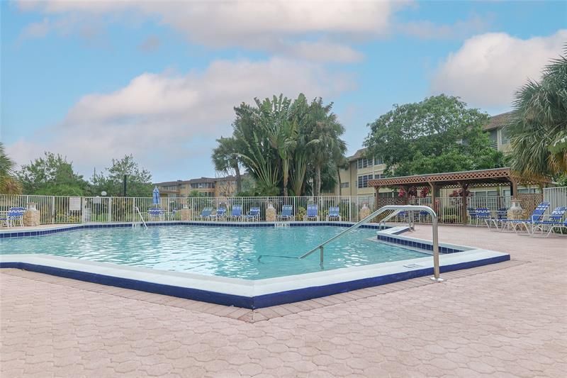 5071 W Oakland Park Boulevard, Unit 204, Lauderdale Lakes, FL 33313 Photo