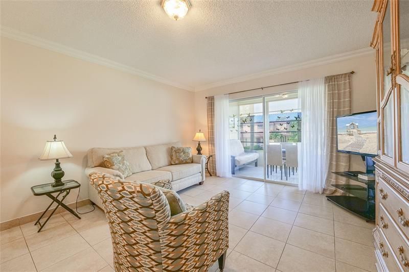 5071 W Oakland Park Boulevard, Unit 204, Lauderdale Lakes, FL 33313 Photo