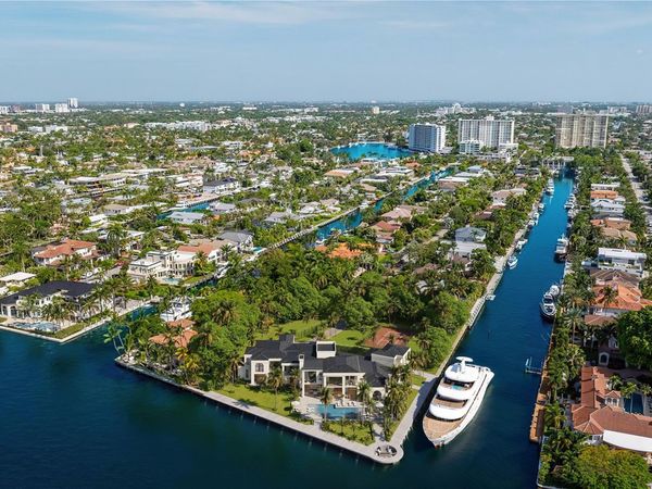 1000 Riviera Isle Drive, Fort Lauderdale, FL 33301