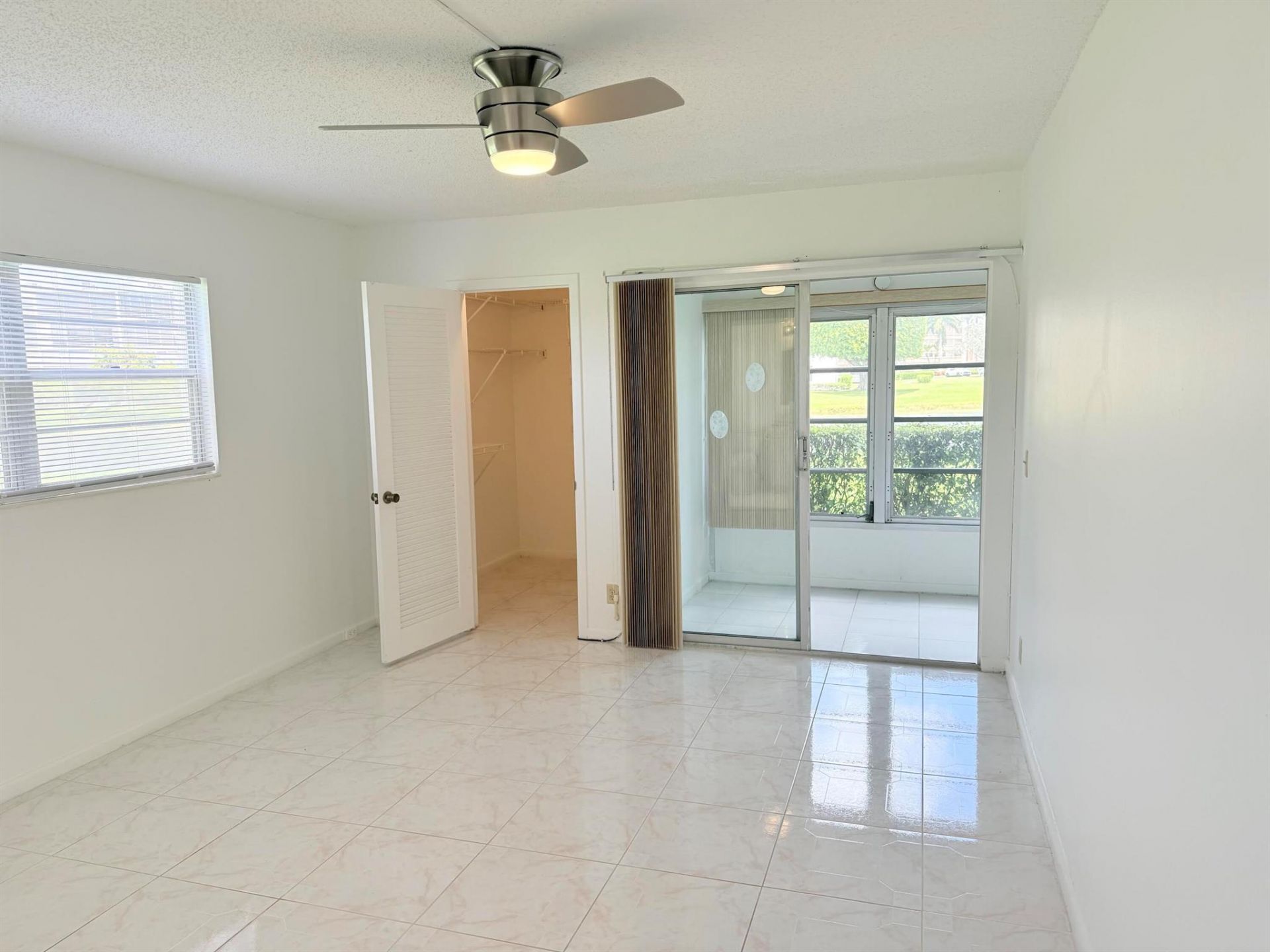 1036 Hythe B, Unit B, Boca Raton, FL 33434 Photo