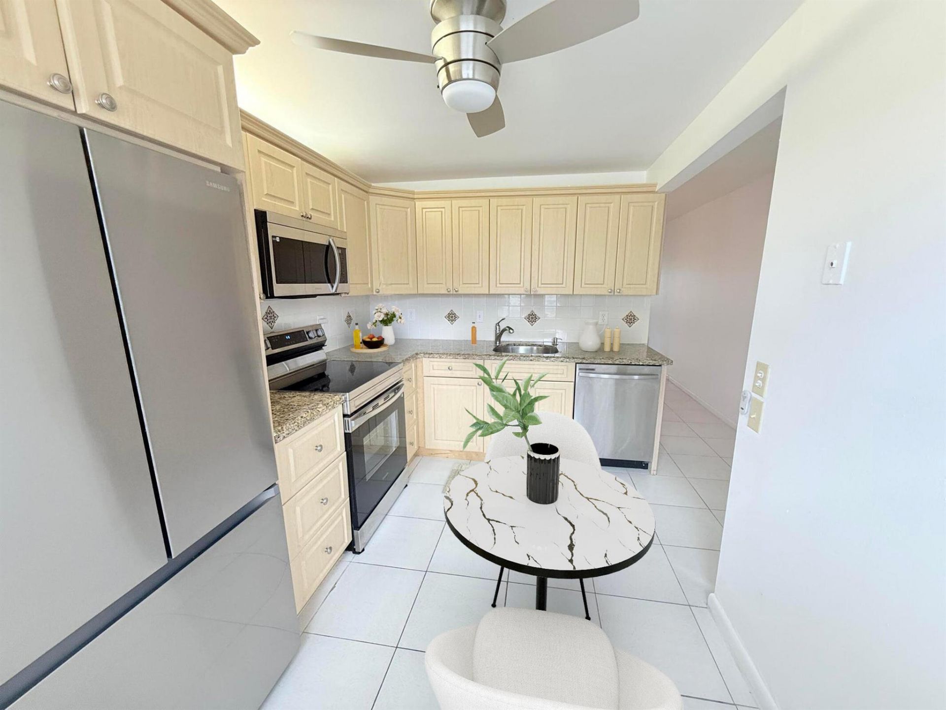 1036 Hythe B, Unit B, Boca Raton, FL 33434 Photo