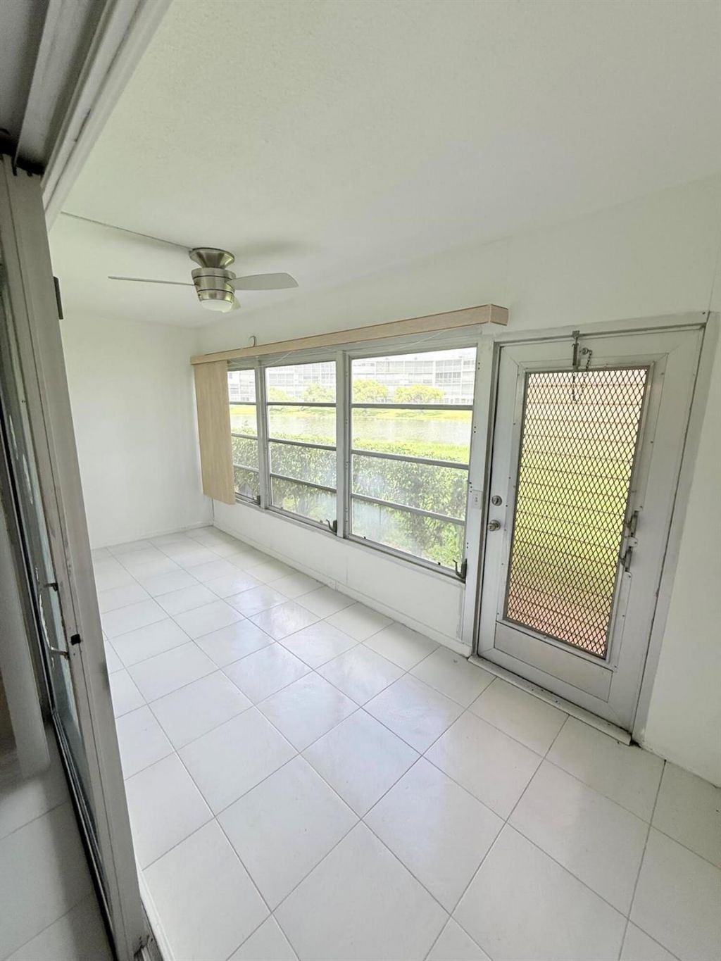 1036 Hythe B, Unit B, Boca Raton, FL 33434 Photo