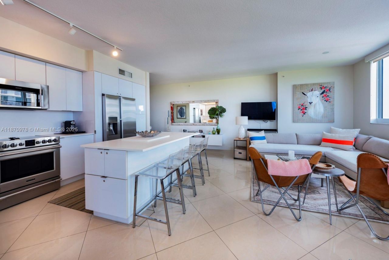 1755 E Hallandale Beach Blvd, Unit 1502E, Hallandale Beach, FL 33009 Photo