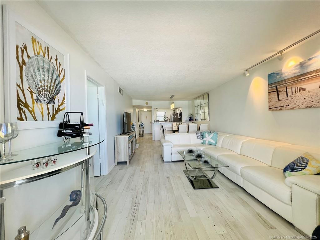 9400 S Ocean Drive, Unit 707, Jensen Beach, FL 34957 Photo