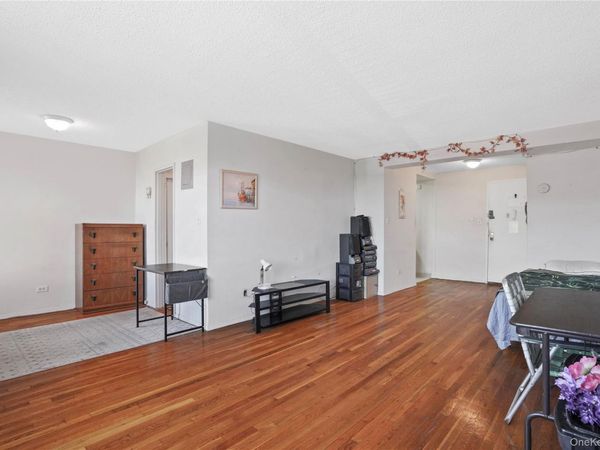 84-20 153rd Avenue, Unit 5H, Howard Beach, NY 11414