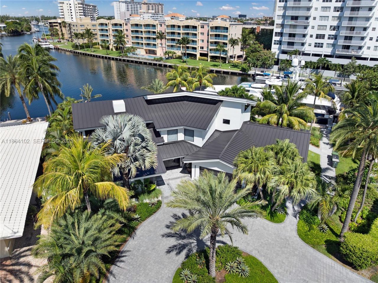 500 Palm Dr, Hallandale Beach, FL 33009 Photo