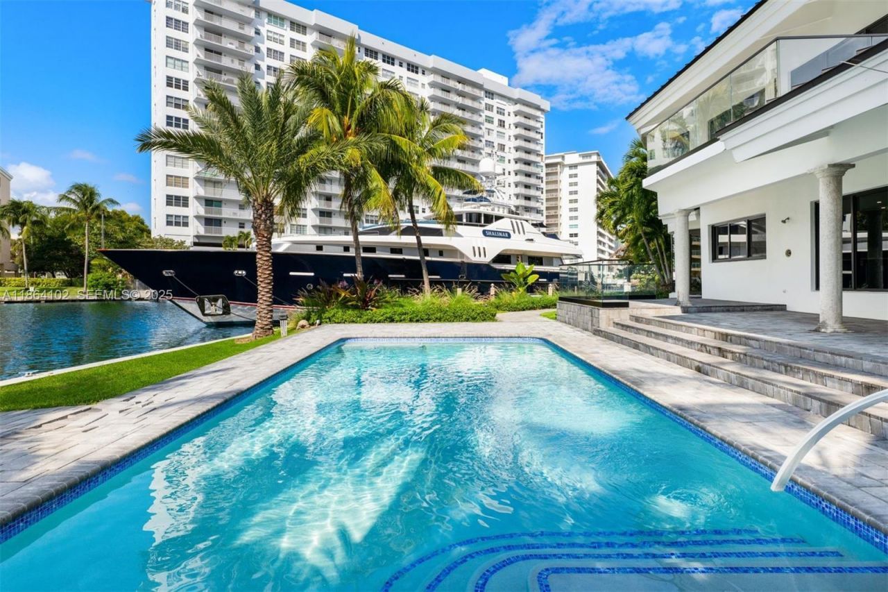 500 Palm Dr, Hallandale Beach, FL 33009 Photo