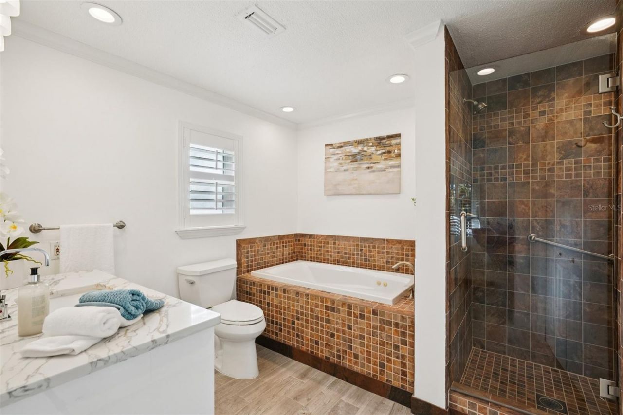 2085 Massachusetts Avenue Ne, Saint Petersburg, FL 33703 Photo