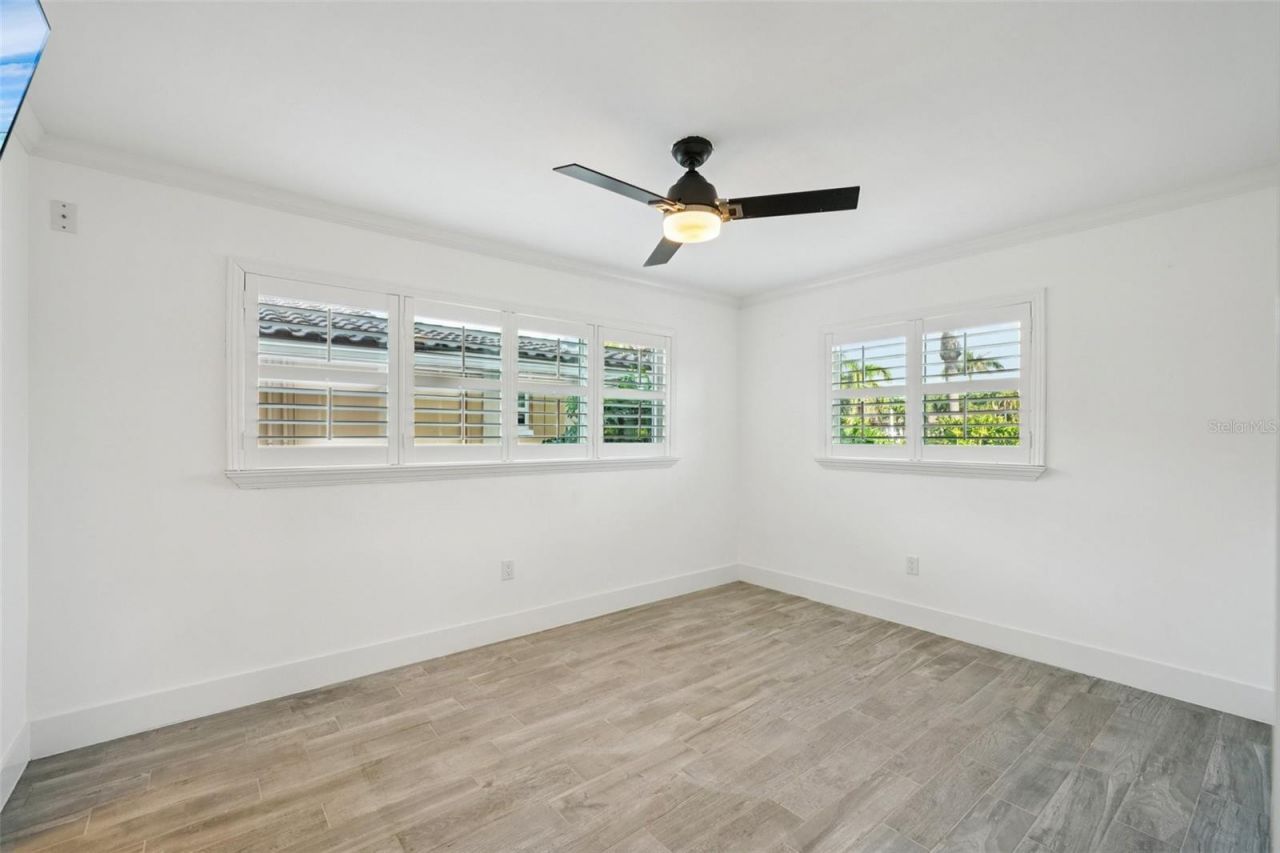 2085 Massachusetts Avenue Ne, Saint Petersburg, FL 33703 Photo