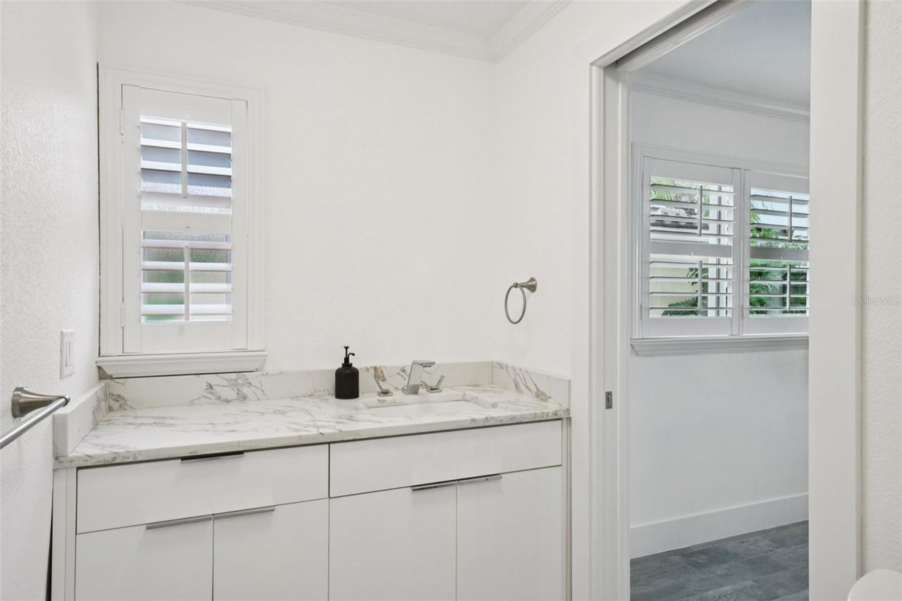 2085 Massachusetts Avenue Ne, Saint Petersburg, FL 33703 Photo