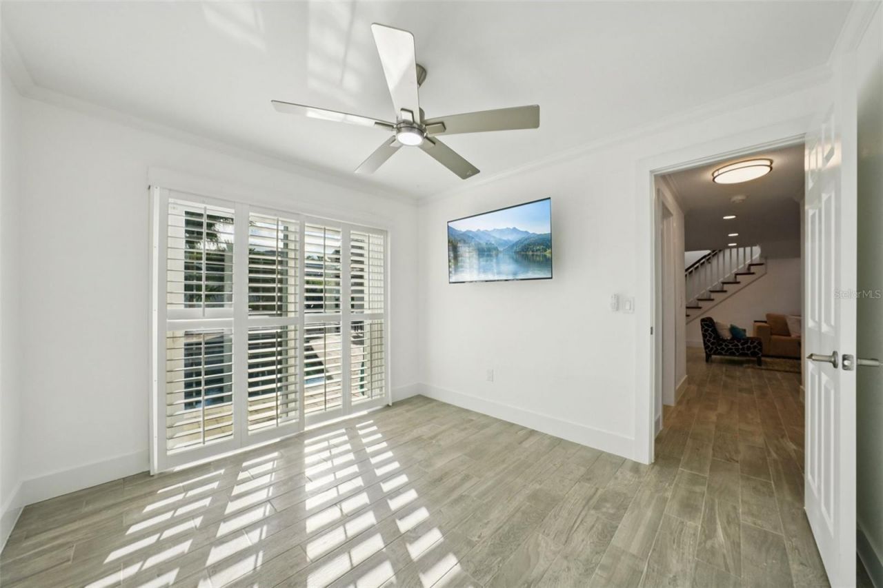 2085 Massachusetts Avenue Ne, Saint Petersburg, FL 33703 Photo