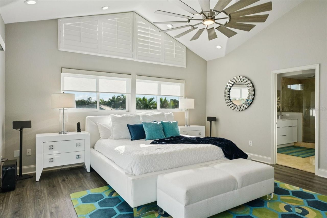 2085 Massachusetts Avenue Ne, Saint Petersburg, FL 33703 Photo