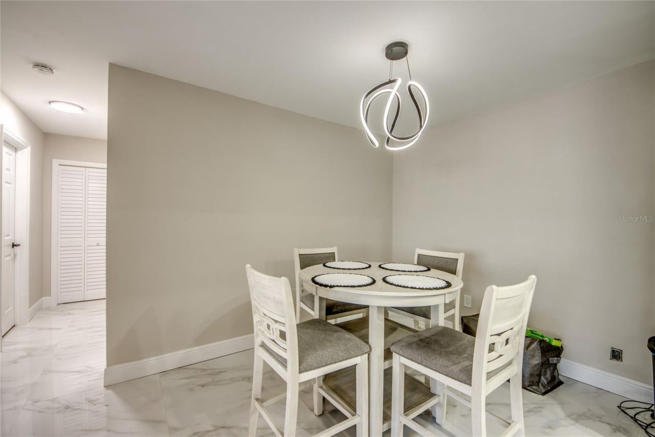2544 1st Street, Unit 107, Fort Myers, FL 33901 Photo