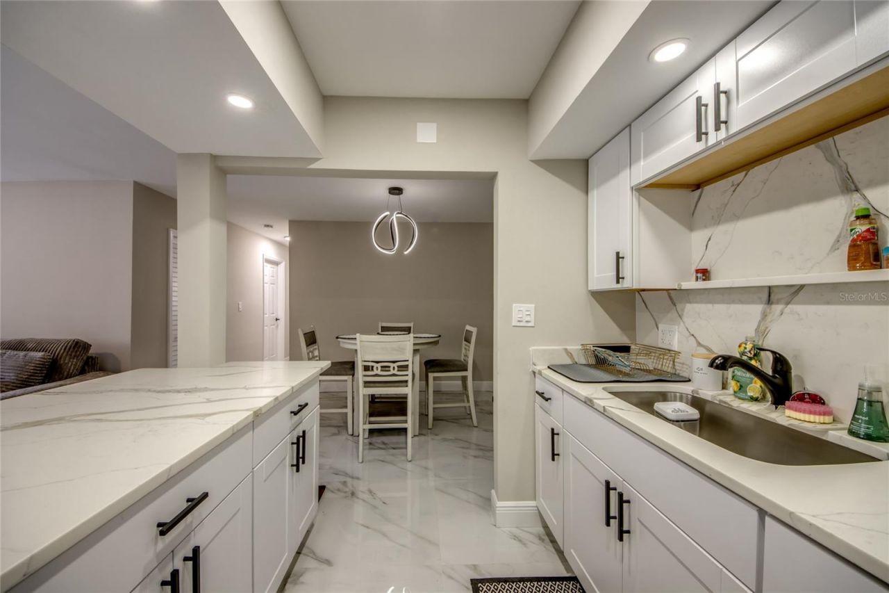 2544 1st Street, Unit 107, Fort Myers, FL 33901 Photo