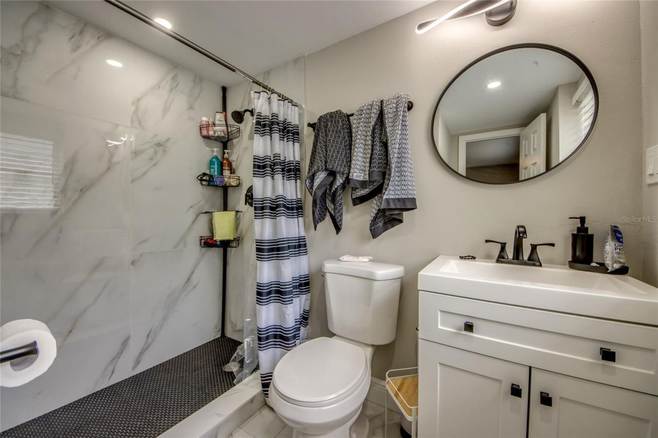 2544 1st Street, Unit 107, Fort Myers, FL 33901 Photo