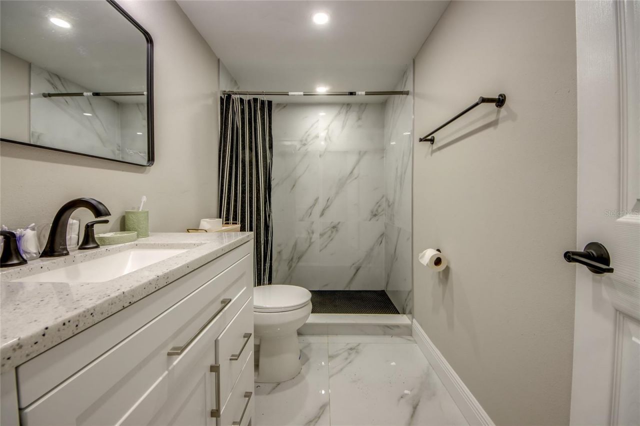 2544 1st Street, Unit 107, Fort Myers, FL 33901 Photo