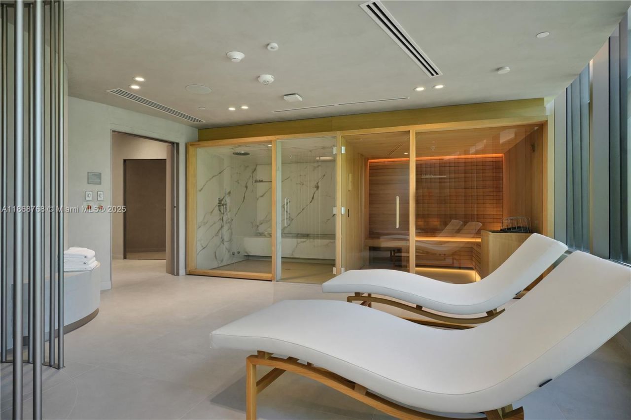 1135 103 St, Unit 505, Bay Harbor Islands, FL 33154 Photo