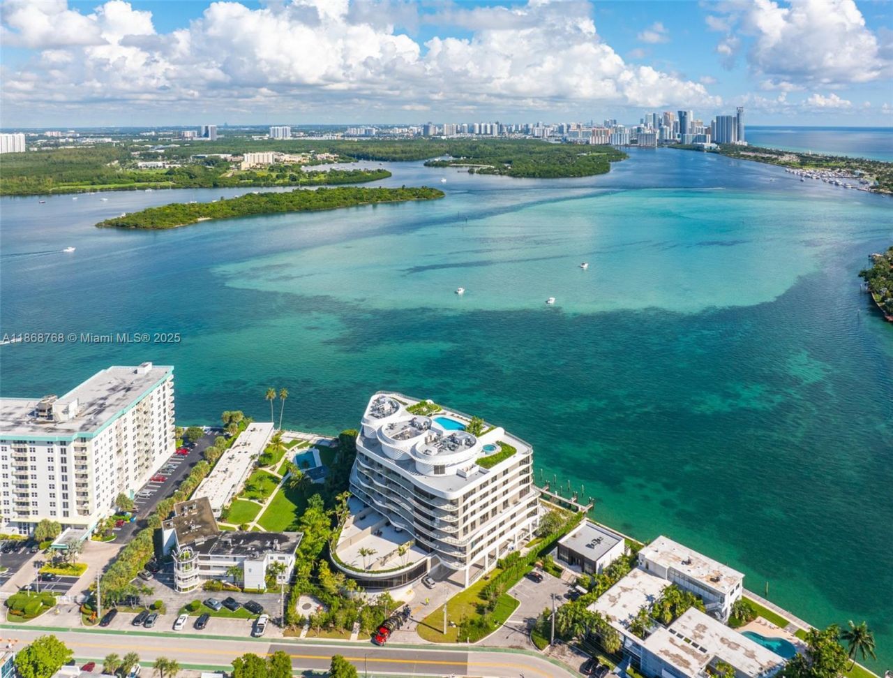 1135 103 St, Unit 505, Bay Harbor Islands, FL 33154 Photo