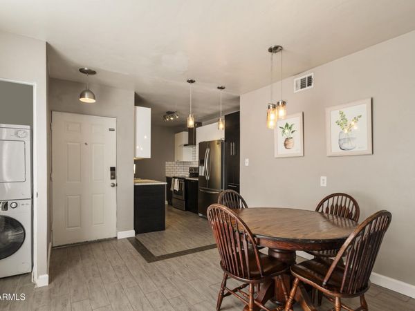 102 W MARYLAND Avenue, Unit C1, Phoenix, AZ 85013