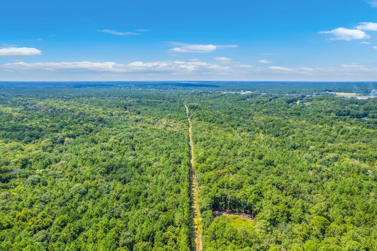 2 Shadow Pond Road Photo 5