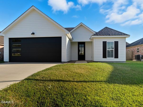 605 Ira Street, Carencro, LA 70520