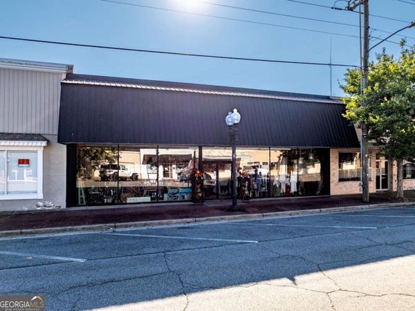 123 N Gordon Street, Ashburn, GA 31714