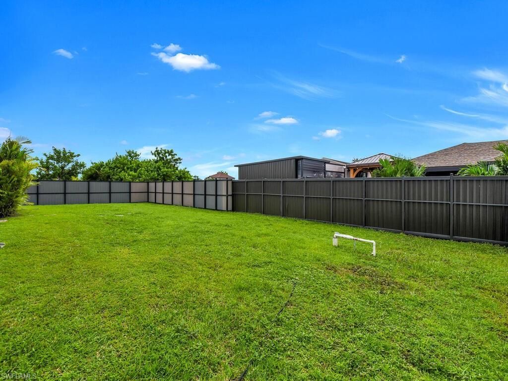 518 NW 11th Ter, Cape Coral, FL 33993 Photo