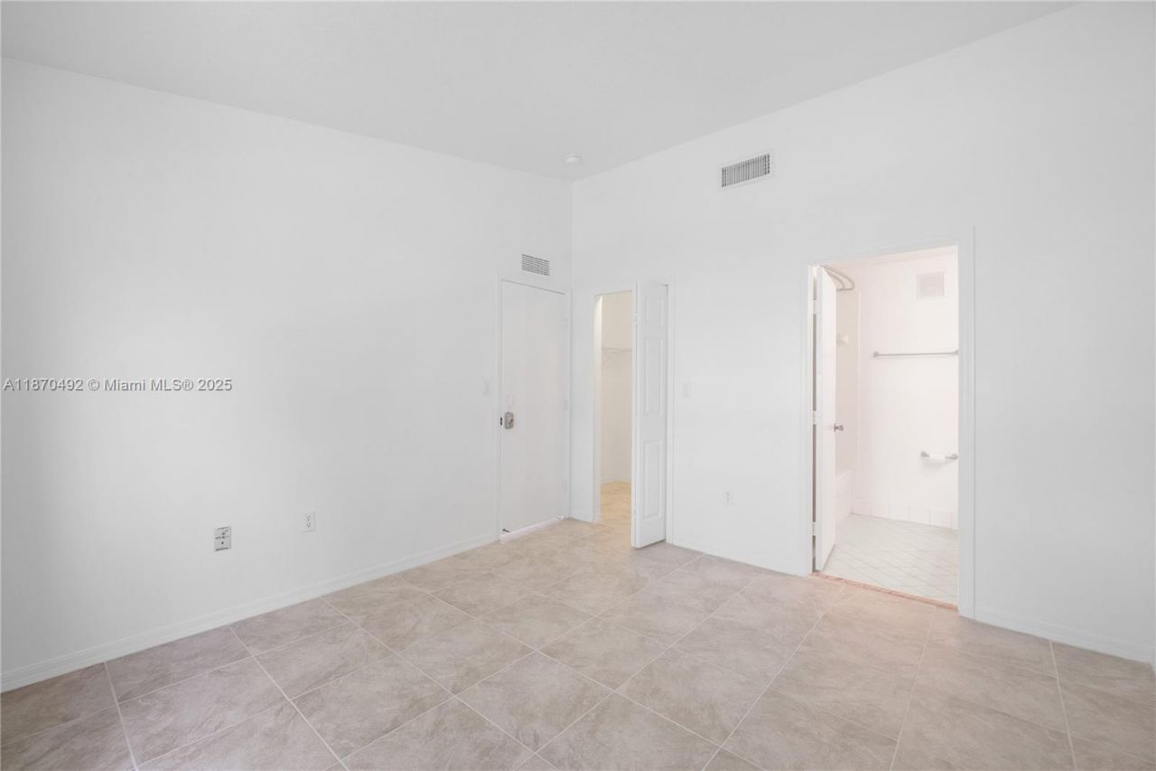 1261 SE 28th Ct, Unit 206, Homestead, FL 33035 Photo