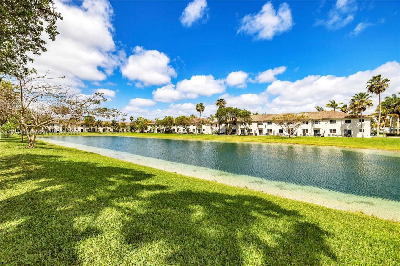 1261 SE 28th Ct, Unit 206, Homestead, FL 33035 Photo