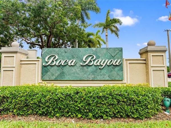 16 Royal Palm Way, Unit 302, Boca Raton, FL 33432