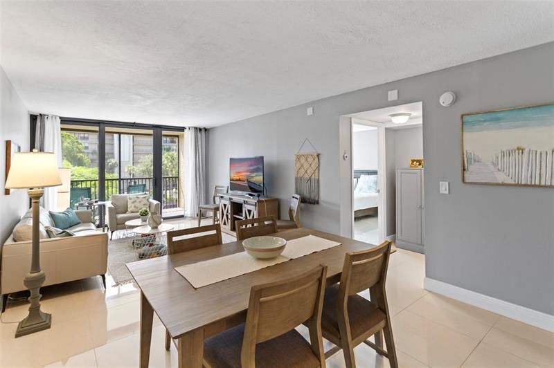 16 Royal Palm Way, Unit 302, Boca Raton, FL 33432 Photo