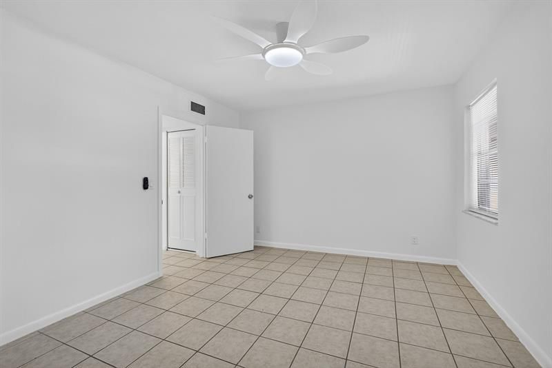 126 Sparrow Dr, Unit 10-B, Royal Palm Beach, FL 33411 Photo