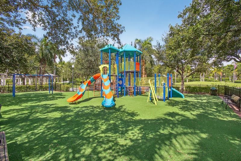 126 Sparrow Dr, Unit 10-B, Royal Palm Beach, FL 33411 Photo