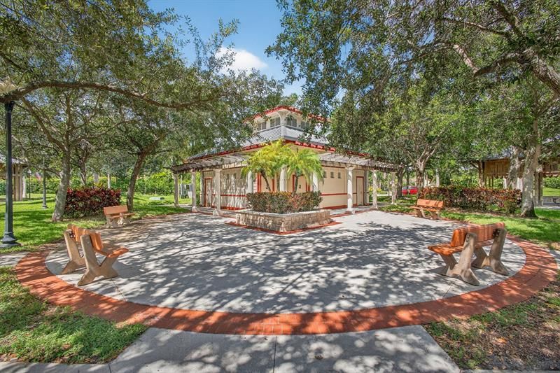 126 Sparrow Dr, Unit 10-B, Royal Palm Beach, FL 33411 Photo