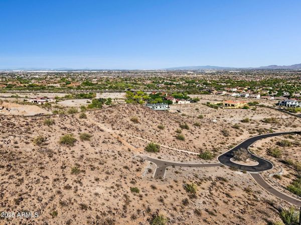 3367 N HIGHLANDS Drive, Unit 39, Buckeye, AZ 85396