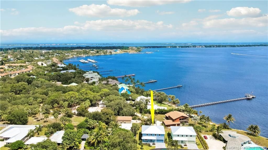 1023 NE Orange Avenue, Jensen Beach, FL 34957 Photo