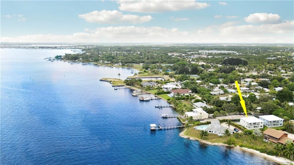 1013 NE Orange Avenue, Jensen Beach, FL 34957 Photo