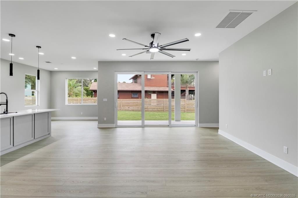 1013 NE Orange Avenue, Jensen Beach, FL 34957 Photo
