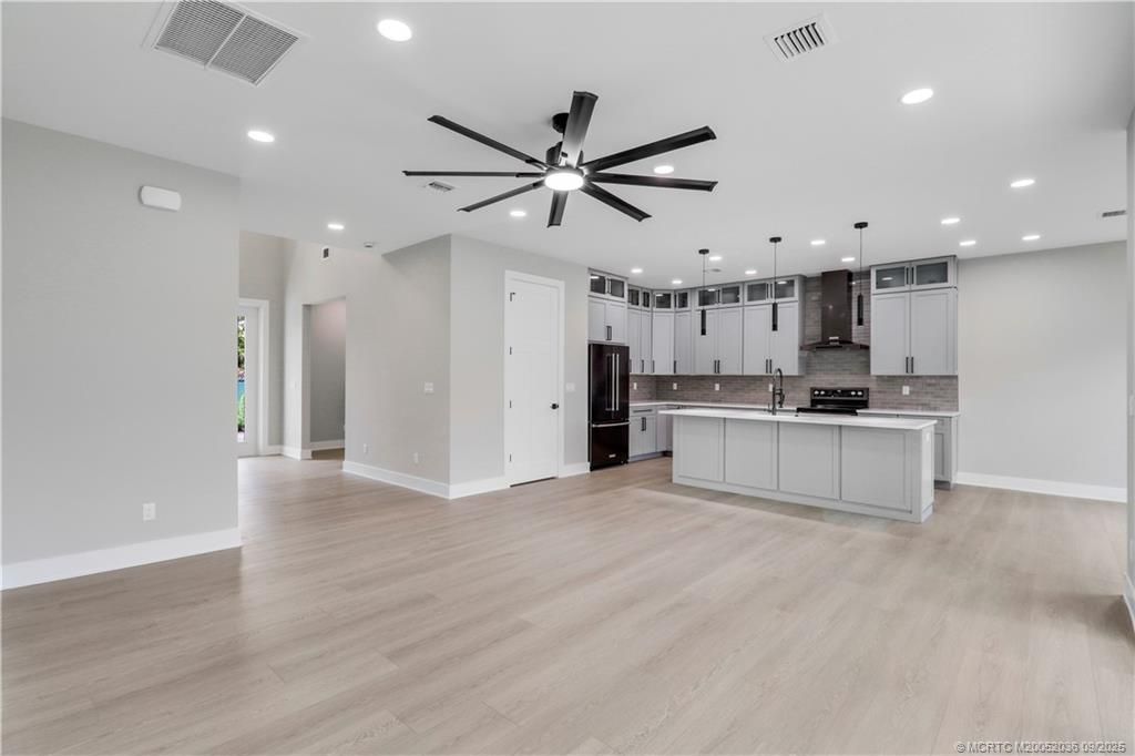 1013 NE Orange Avenue, Jensen Beach, FL 34957 Photo
