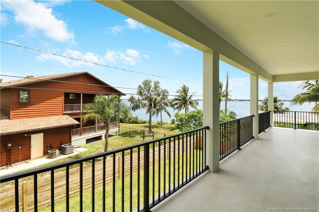 1013 NE Orange Avenue, Jensen Beach, FL 34957 Photo