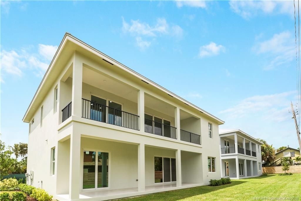 1013 NE Orange Avenue, Jensen Beach, FL 34957 Photo
