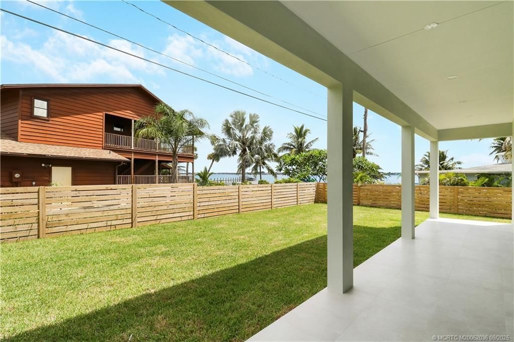 1013 NE Orange Avenue, Jensen Beach, FL 34957 Photo