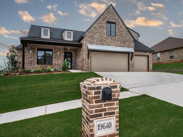 19640 Stratmore Way, Edmond, OK 73012