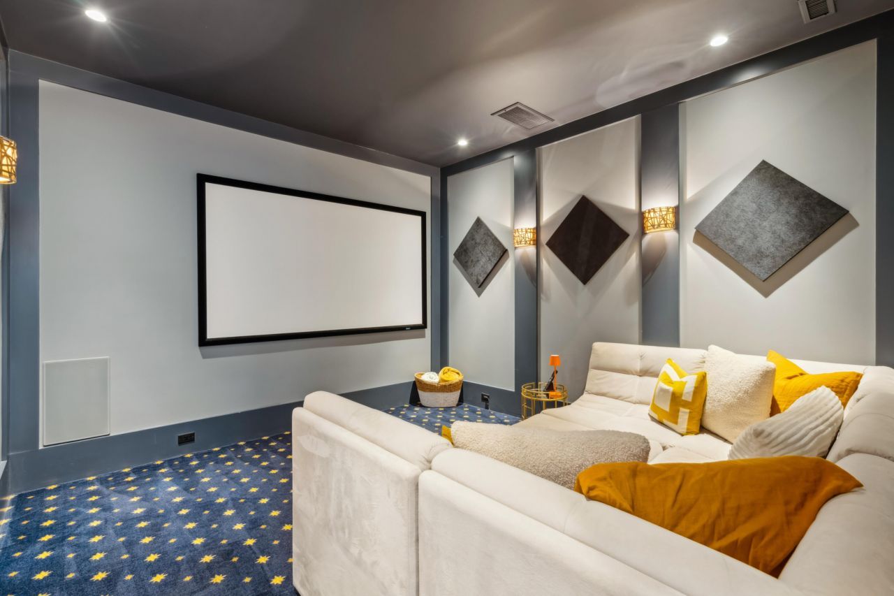 134 3rd Avenue Photo 23