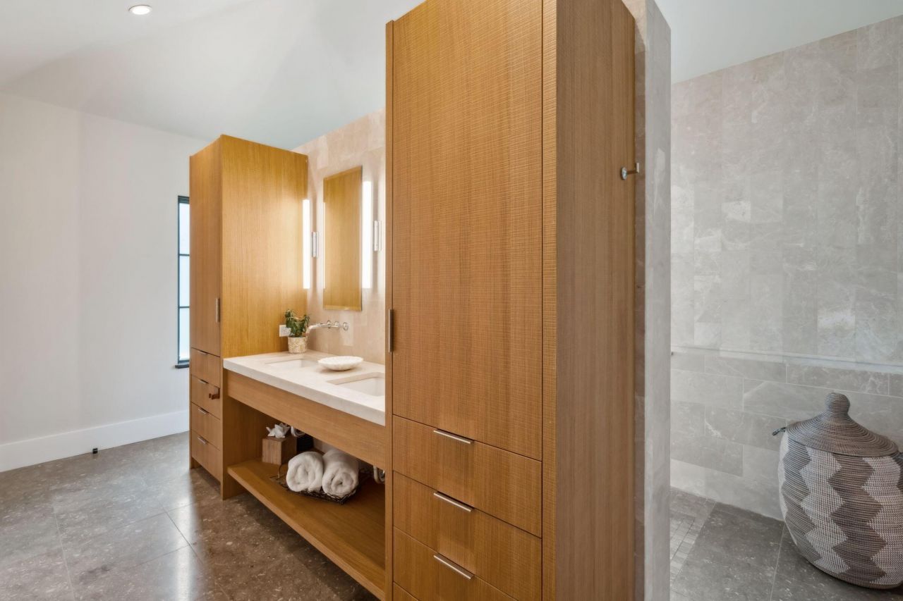 134 3rd Avenue Photo 31