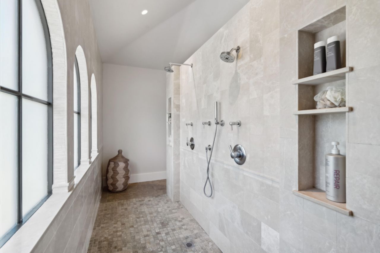 134 3rd Avenue Photo 32