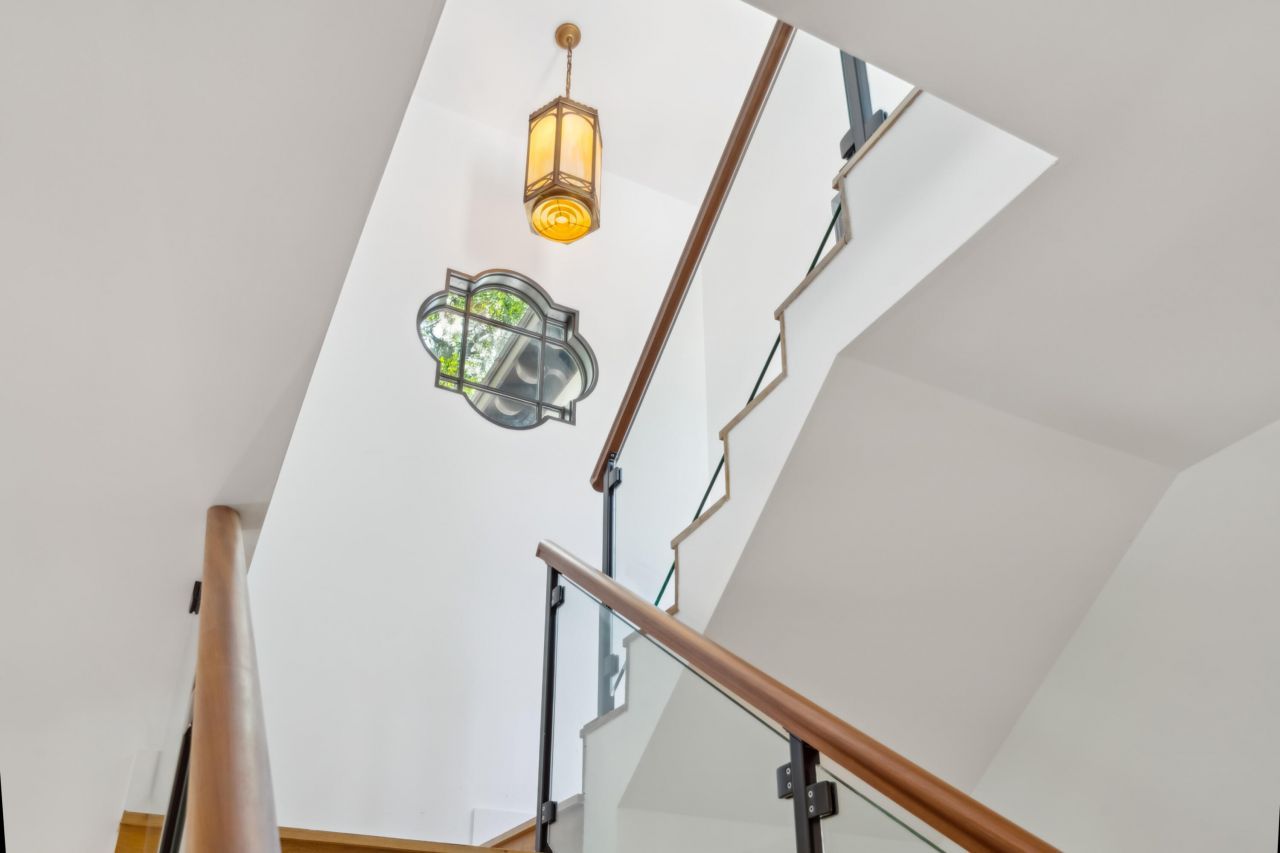 134 3rd Avenue Photo 40